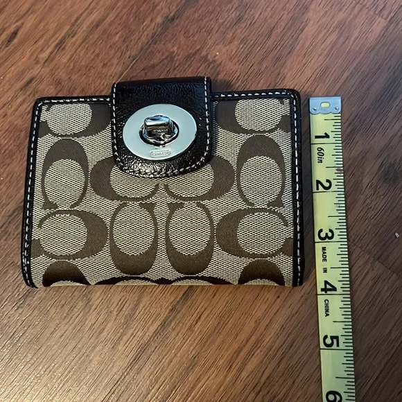 Coach wallet - Picture 3 of 7